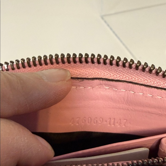 Gucci Queen Margaret Leather Zip Around Wallet - Tricolor Pearl Embellished Bee